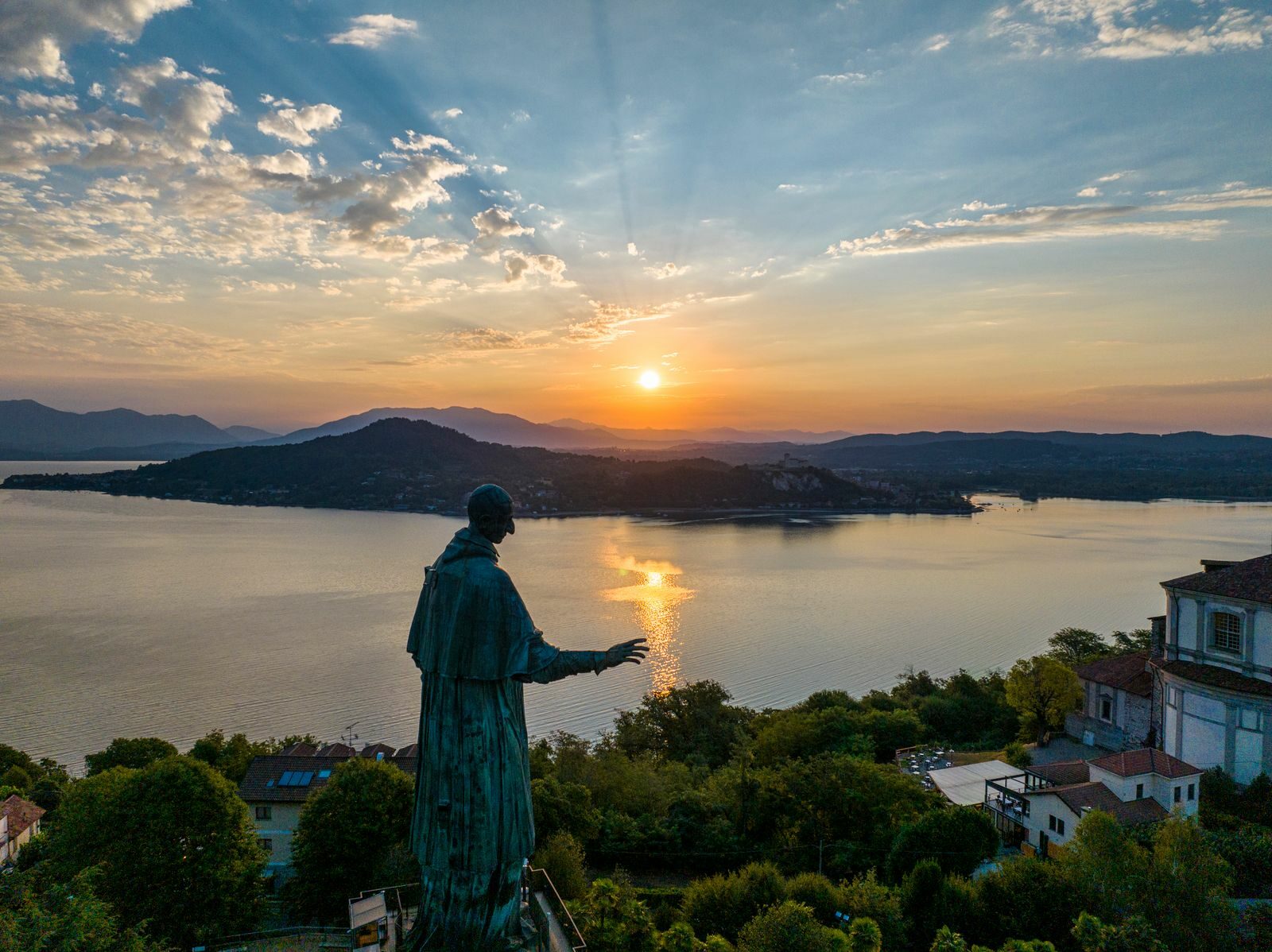 Arona Stresa La Relocation Group