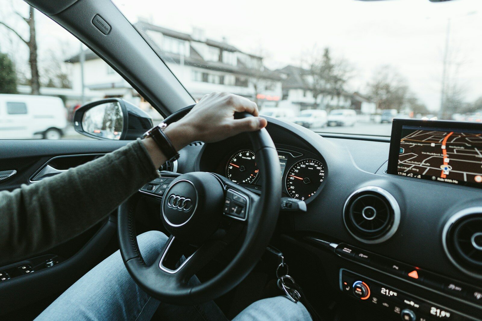 Moving to Hamburg: Do You Need a Car?